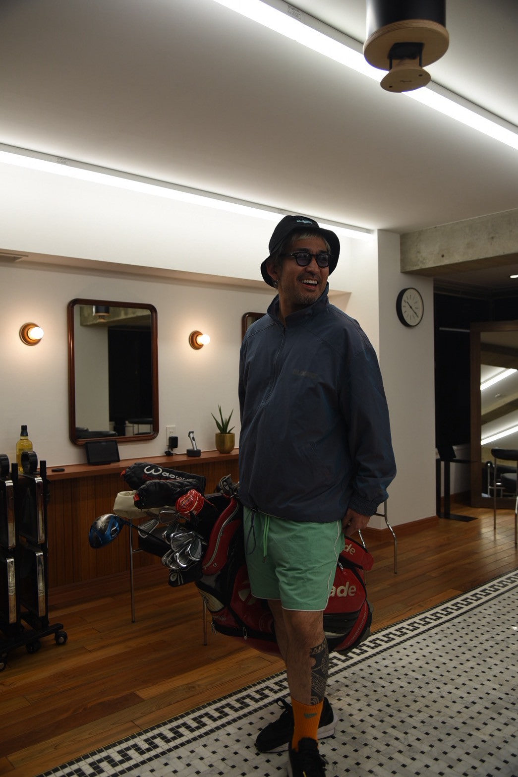 Water-repellent nylon halfzip jacket