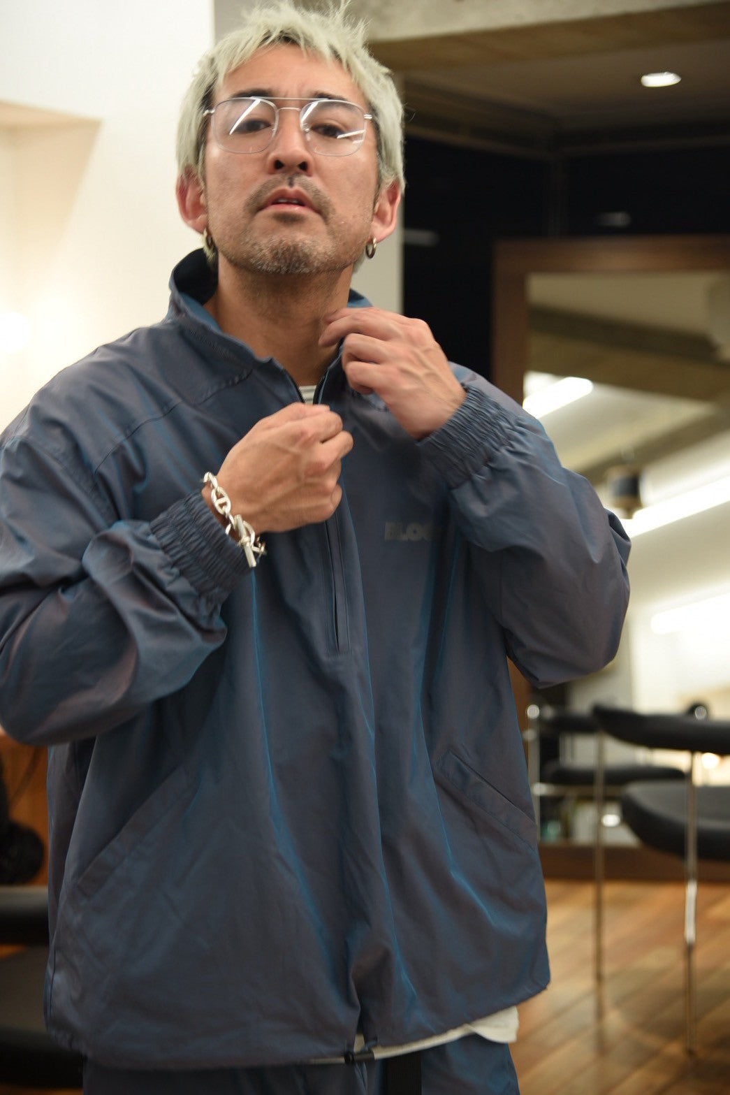 Water-repellent nylon halfzip jacket