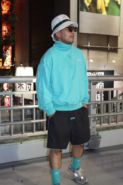 Stand highneck sweatshirt