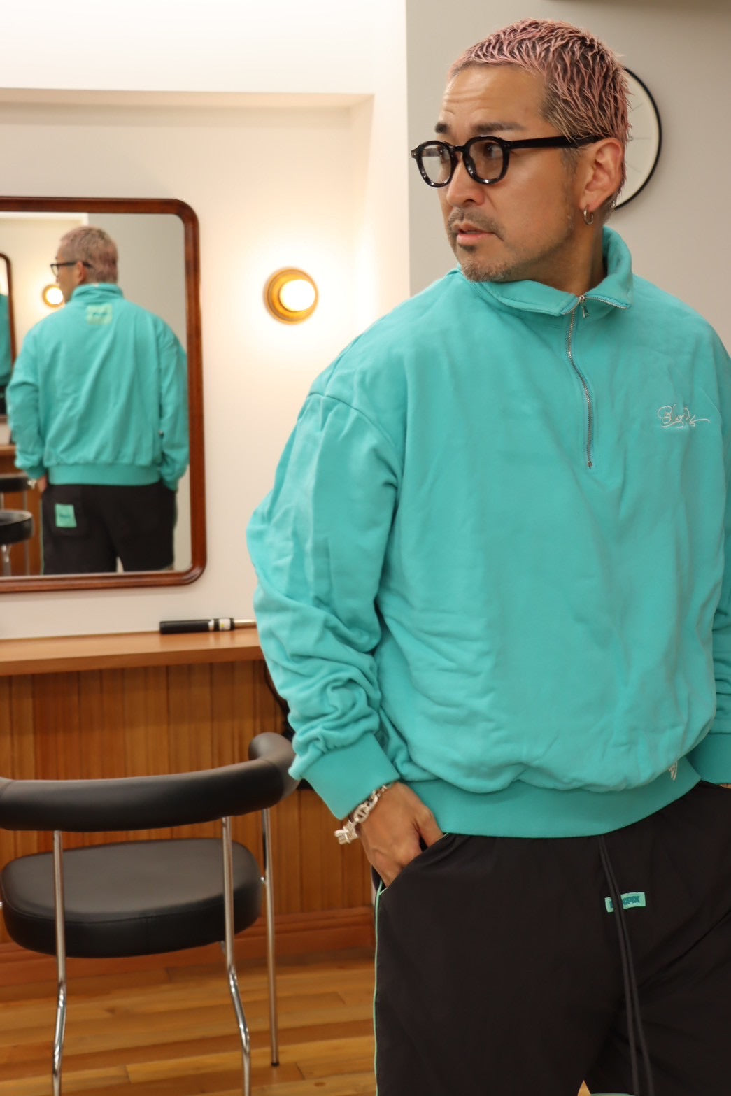 Stand highneck sweatshirt