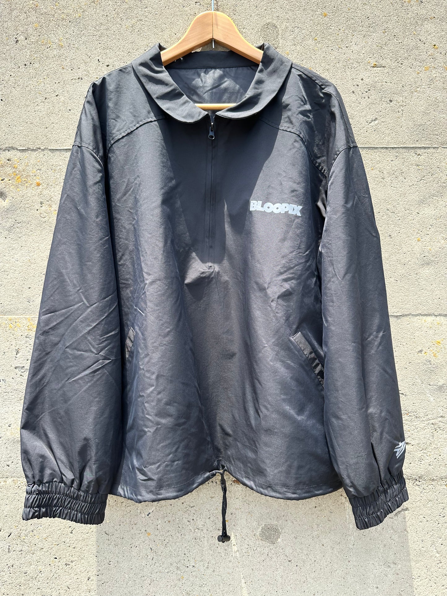 Water-repellent nylon halfzip jacket