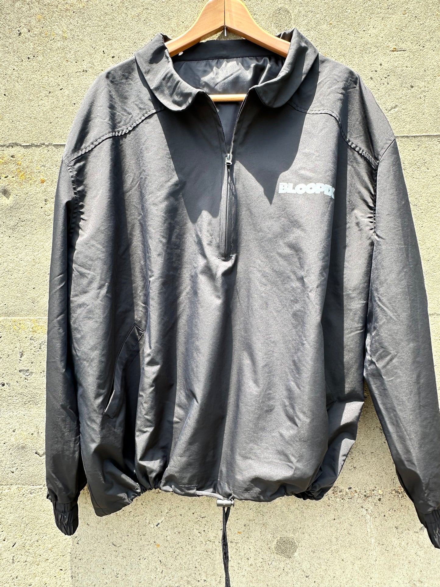 Water-repellent nylon halfzip jacket